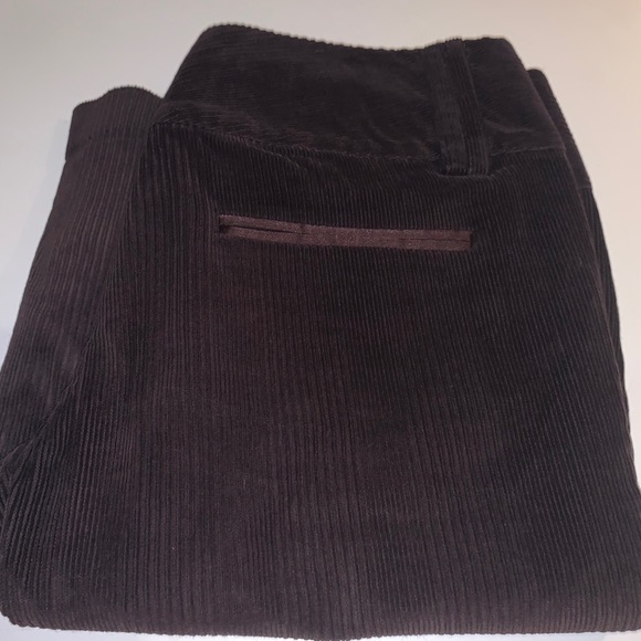 Alice & Olivia Brown Flare Corduroy Pants. Size 6 - Picture 3 of 6